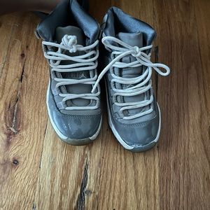 Nike cool gray 11’s